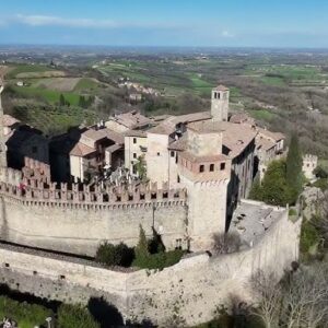 Piacenza e Castello di Vigoleno