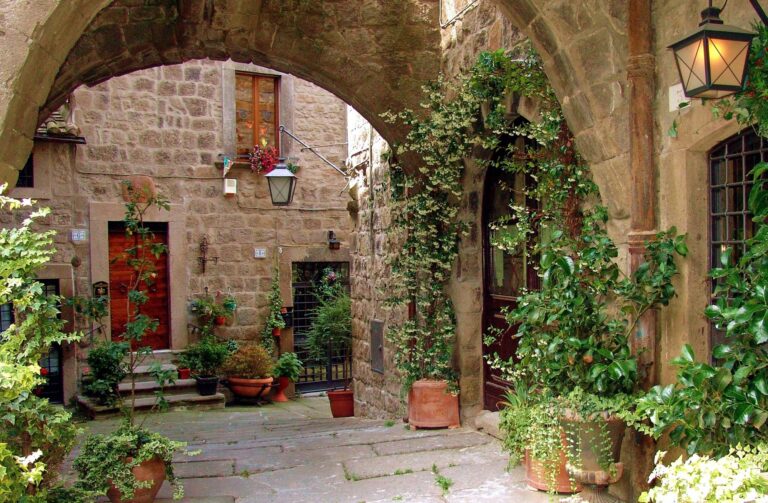 Ciociaria Segreta, borghi abbazie ed antiche leggende
