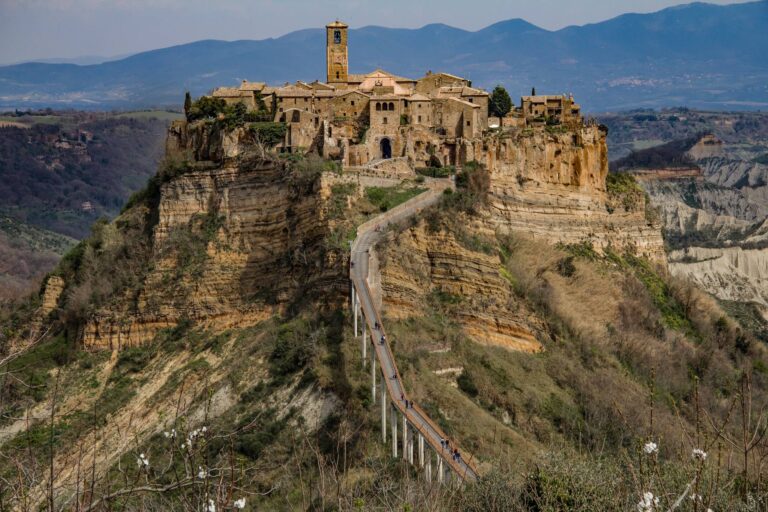 Viterbo, Civita di Bagnoregio e Lago Bolsena