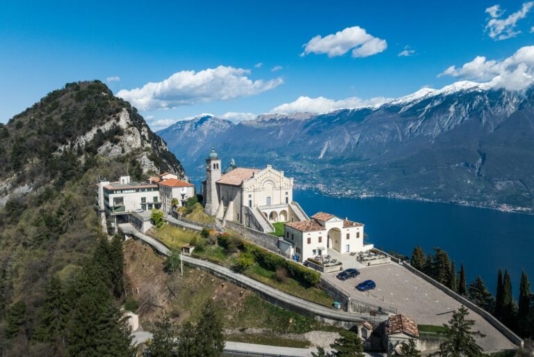 Cascate del Varone e Santuario di Monte Castello