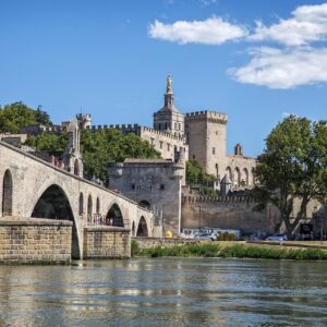 Ferragosto in Francia:Nimes, Arles, Saint-Rémy-de-Provence, S. Marie de la Mer, Avignone, Nizza