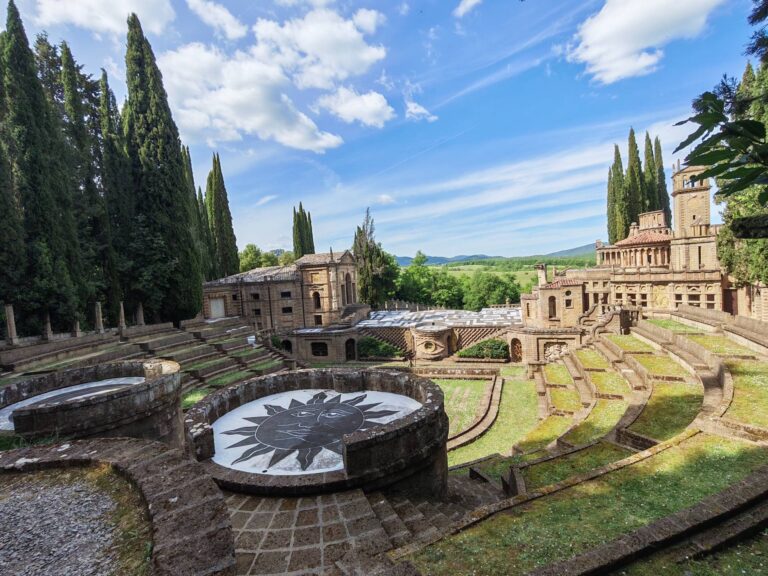 La Scarzuola e Castiglione del Lago uno dei “Borghi più belli d’Italia”