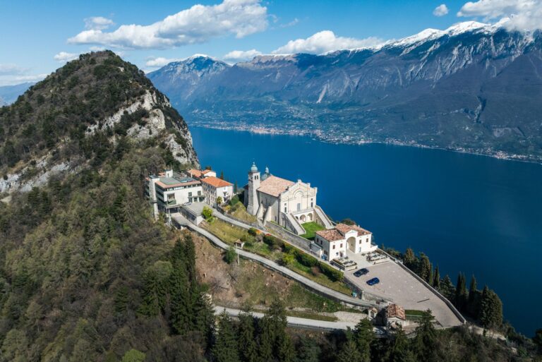 Santuario di Montecastello, Desenzano e Salò